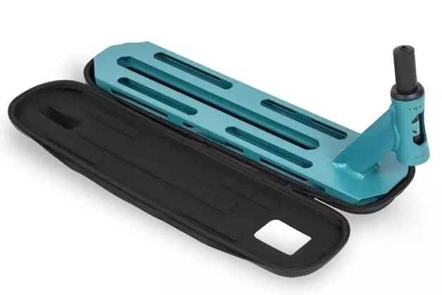 Invert Supreme Launch Tramp Trainer "L" Black Blue